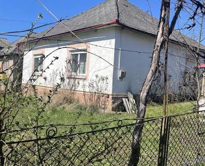 Продається житловий будинок в Перечинському районі(с.Мирча)
