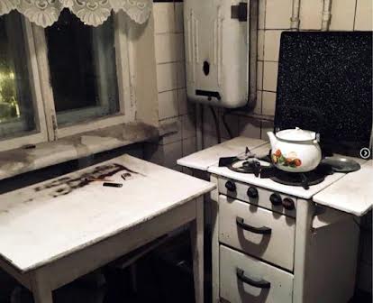 Продам 2 комнатную квартиру на Одесской pp1
