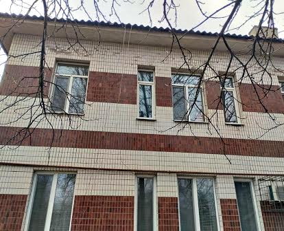 3-я  2/2эт. "Сталинка" ул.В.Гурова ( ул .Постышева)+ балкон 10 м .КВ.