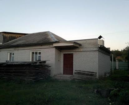 Продается часть дома (квартира) с.Баничи Глуховский р-н Сумская обл.