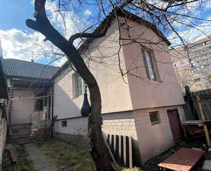 Продам часть дома на Сортировке по ул. Большая Панасовская 250.