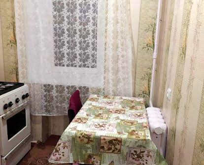 Продам однокімнатну квартиру по Київській