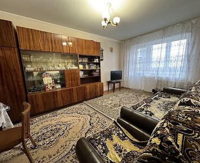 Продам 2-х комнатную, улучшенной планировки на Новобугской