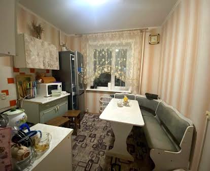 Продается 1 комнатная квартира ул. Океановская в Корабельном районе