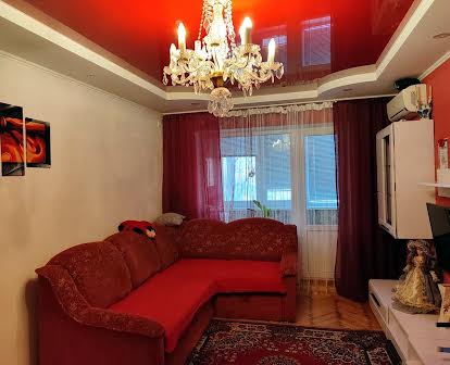 Продам 3-х комнатную квартиру в Шевченковском районе