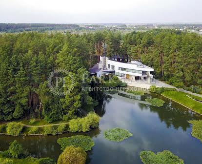 Затишний маєток 980м2 з власним озером 6.3ГА Березівка 20км до Києва