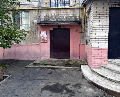 Продам 3к квартиру Туполєва 17 власник