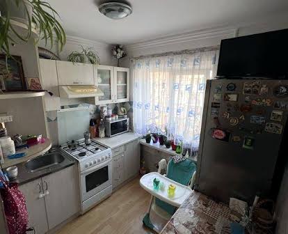 Продам квартиру 2 кімнати район Полєтаєва київка пишіть олх відписую