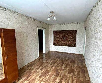 У продажу однокімнатна квартира у смт.Славгород від власника