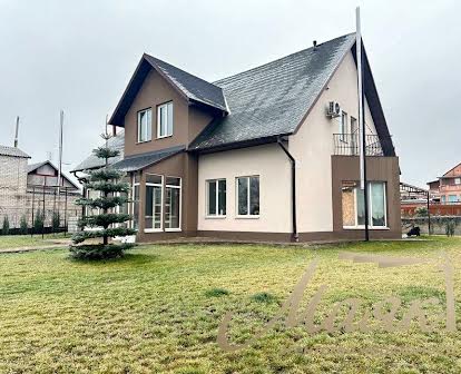 Затишний, ексклюзивний будинок в с-щі Володимирівське.