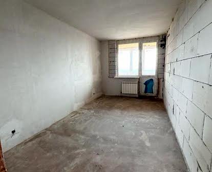 Продам 5-комнатную 2х уровневую квартиру 200м кв Кодратюка 5 Киев