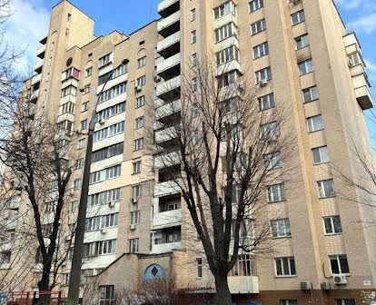 Продаж 1 кімнатної квартири на вул.Бориславська 54  р-н Вітрадний