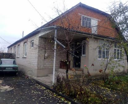 Продається будинок в смт Чечельник