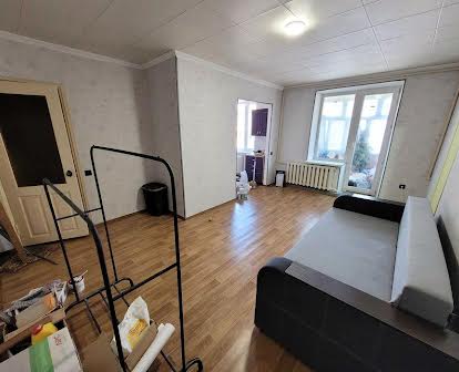 Продам 2-комнатную квартиру в районе Больницы Рени