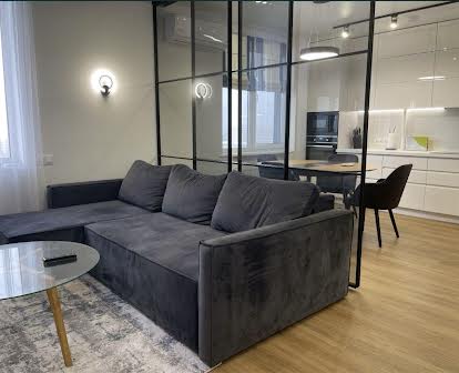 Продам ідеальну 3к квартиру з дизайнерським ремонтом в ЖК One House
