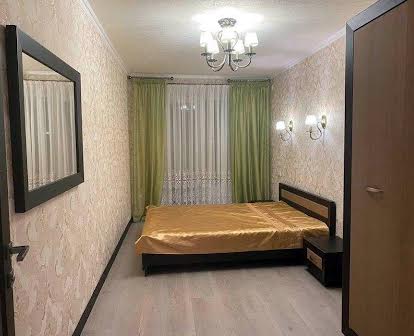 Продам 3-х комнатную квартиру на ул. Богомаза ( р-н ТЦ Каравн)
