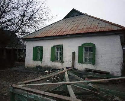 Будинок з ділянкою 44 сотки у селі Пологи н.Санжарський район