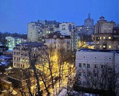 Видова дворівнева квартира 132 м2 в самому серці Києва!