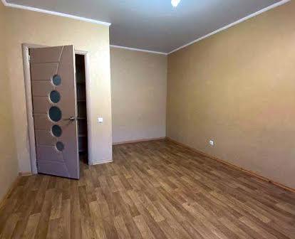 Продам 1-о кімнатну квартиру в новобудові по вул. Іванова