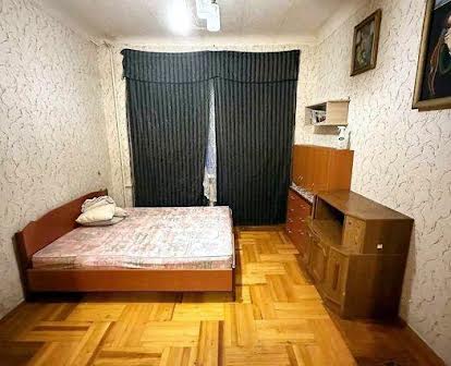Продаж 3-кімнатної квартири в ЦЕНТРІ вул. Олександра Олеся