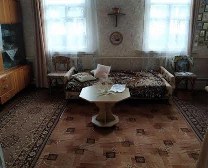 Продам приватний будинок в місті Лебедин Сумської області.