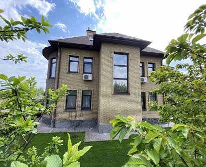 Продаж сучасного будинку з каміном і мармуровими сходами село Зазимя