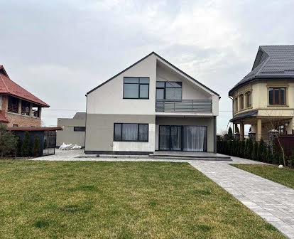 Продаж нового будинку в передмісті Львова, в с. Конопниця