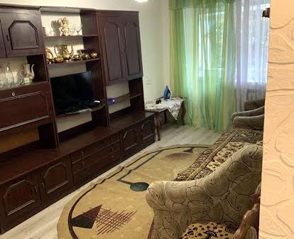 Продам трьох кімнатну квартиру курорт Поляна Закарпатської області