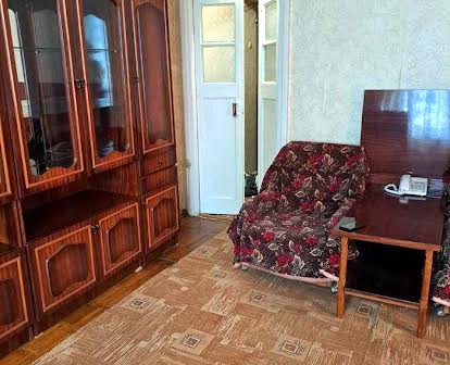 Продам 2 комнатную квартиру Одесская Odh