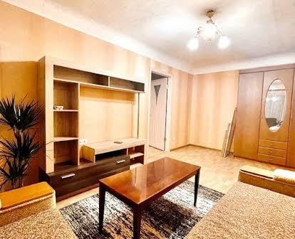 Продам 2-х комнатную квартиру Центр Гагарина Севастопольская Нагорка