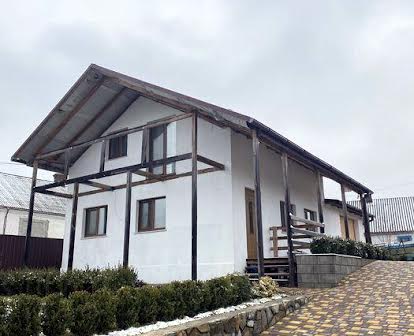 Новий Будинок в селі Сусли