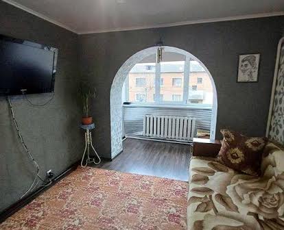 Продам 3-х кімнатну квартиру в Богодухові