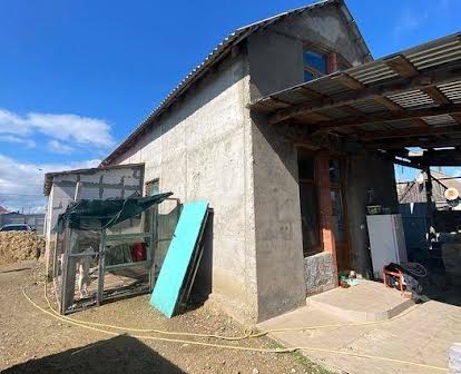 Продам двухэтажный дом в Овидиополе