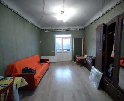 Продам 2-комн квартиру в районе Богомаза ул.