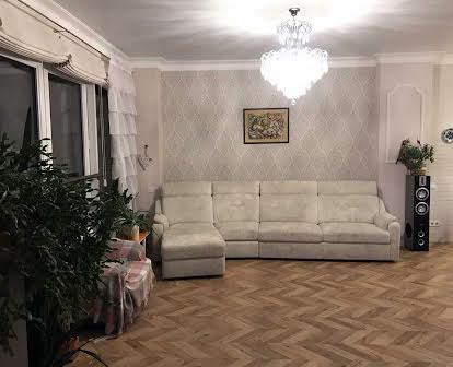 Продам 3к квартиру в ЖК Кировский 80м2 с ремонтом пр. Поля