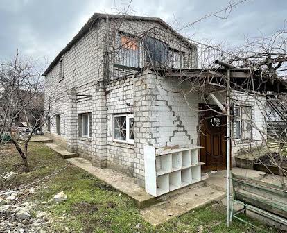 Уютный дом в Александровке