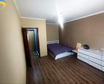 Продаж 1-кімнатної квартири на Намиві