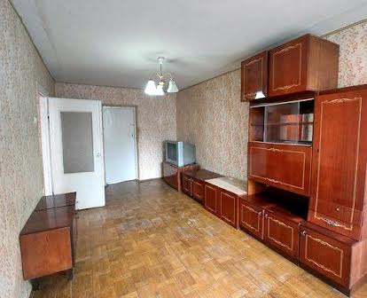 Продам двокімнатну квартиру по вул.Г.Артемовського
