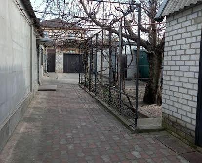 Продам дом на посёлке Димитрова