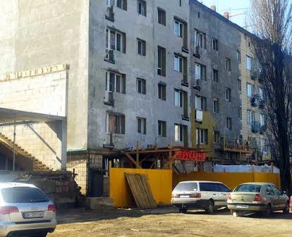 Продаж квартири в центрі Бородянки