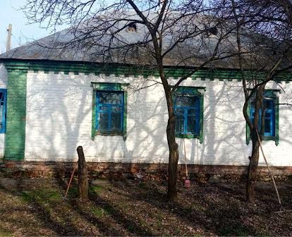 Будинок в селі Хомутець Миргородського району