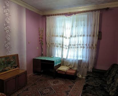 Продам 3 комнатную квартиру (сталинку) в самом центрі ПГЗК