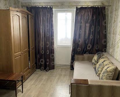 Продам 1-кімнатну квартиру на Одеській