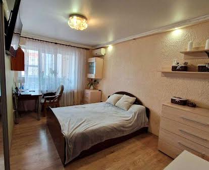 2-комнатная квартира на  Сахарова 38