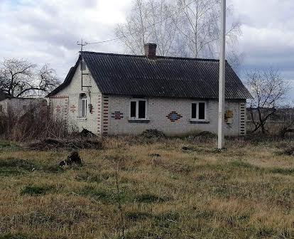 Продається будинок  у селі Сапогове!.