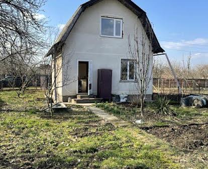 Продаж дачного будинку в Угорниках Івано-Франківської міської ради