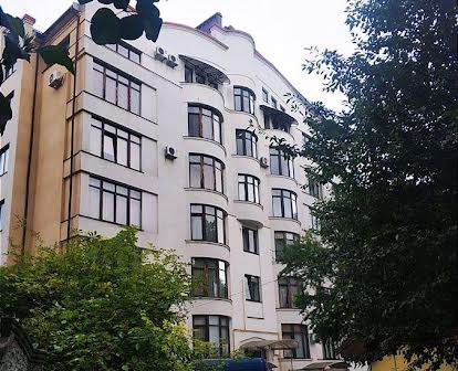 Продаж квартири преміум класу в парку ім.Шевченка площа 150м2