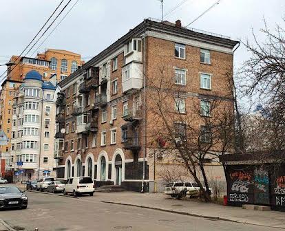 Продажа двухкомнатной квартиры по ул. Туровская, Контрактовая площадь