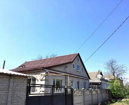 Продам  уютный и теплый дом в Павлограде