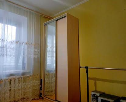 3 кімн в цегляному будинку Кубанської України  (Жукова) Без %